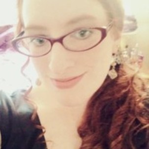 Elizabeth Langely Bio photo (1)