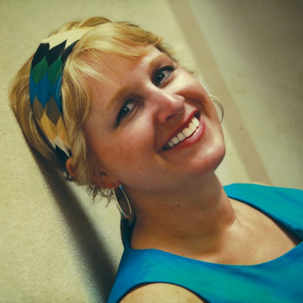 Author Pic Warren_SusanMay